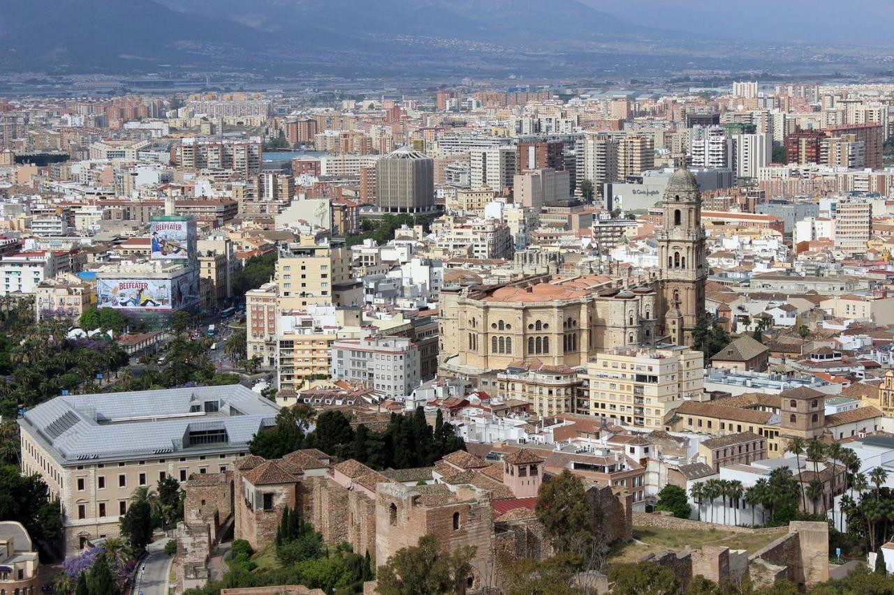 Del Parque Flats Suite Malagueta Malaga Bagian luar foto
