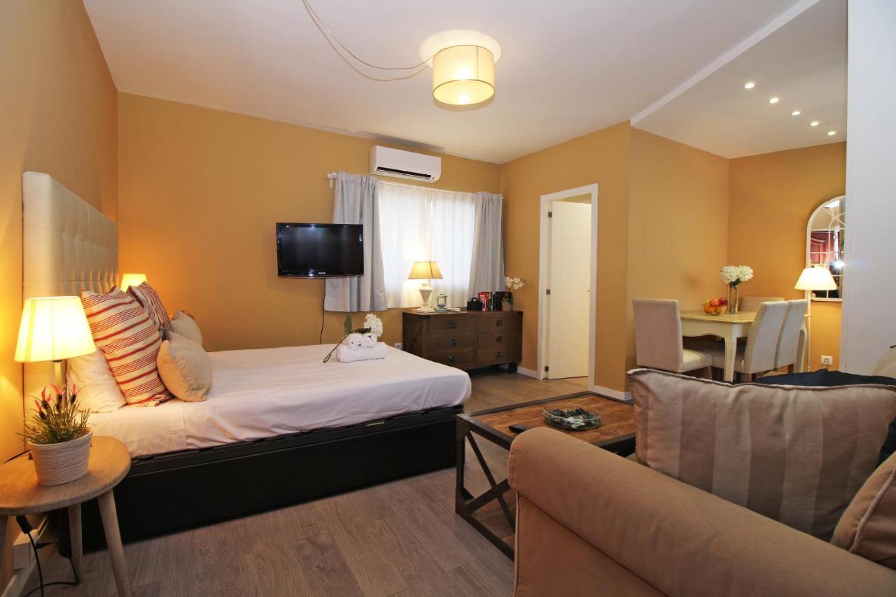 Del Parque Flats Suite Malagueta Malaga Bagian luar foto